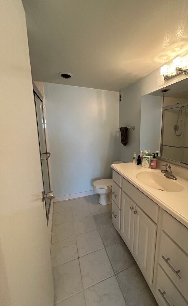 University One Condos, Baltimore, MD 21218 - photo 5