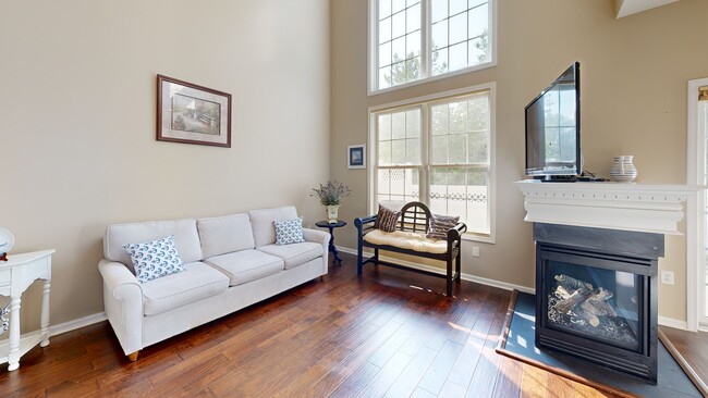 50 Fells Dr unit D1, Manalapan, NJ 07726 - photo 2