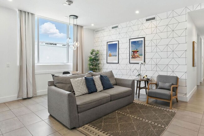 538 Meridian Ave unit ID1020731P, Miami Beach, FL 33139 - photo 2