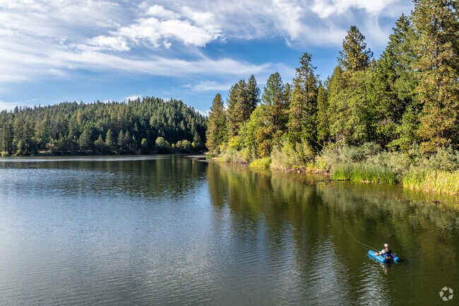 Take your boat out on Lake Selmac and catch tonights dinner.