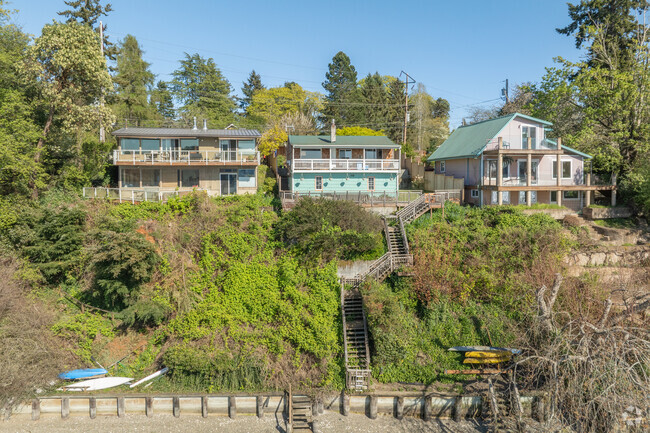 Homes on Vashon Island appear unique and boast one of a kind architecture.