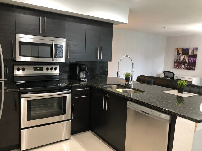 7220 Westpointe Blvd unit 1423, Orlando, FL 32835 - photo 6