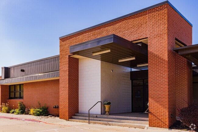 Here is the main entrance of the Orvis Risner Elementary School.