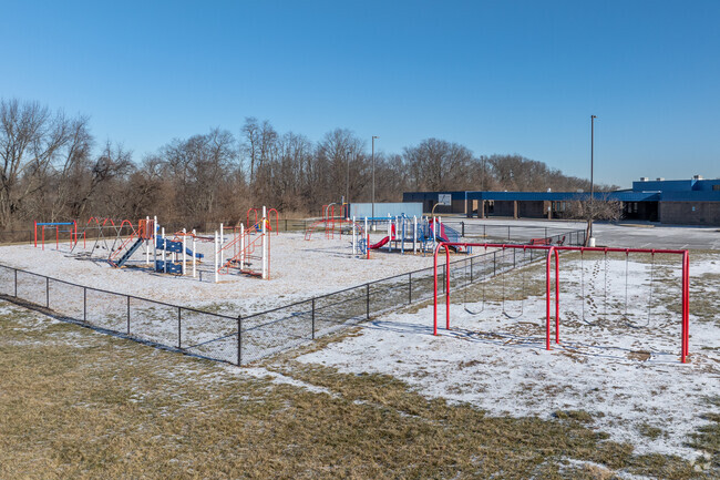Utica Elementary School scored an overall A- on niche.com.