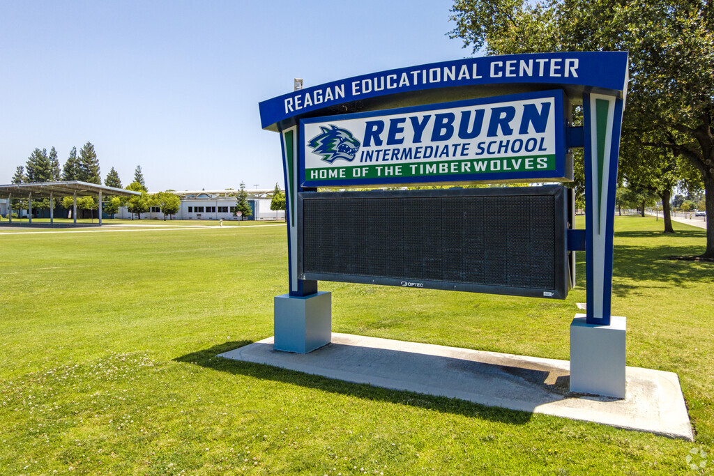 Reyburn Intermediate School, Clovis CA Rankings & Reviews - Homes.com