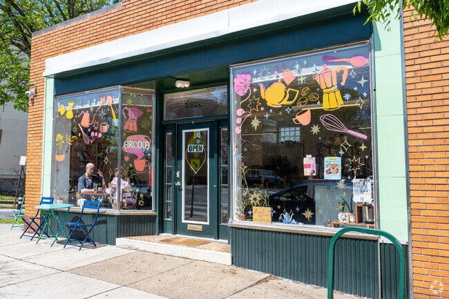 Start your morning at Arcola in Mayfield.