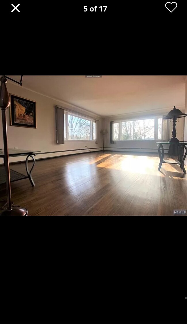 11 Lakeside Blvd Unit B, Hopatcong, NJ 07843
