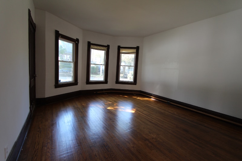 213 S Lowell Ave unit Floor 1, Syracuse, NY 13204 - photo 1