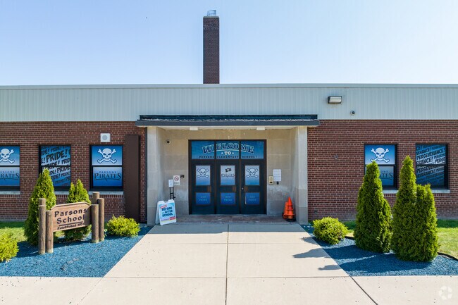 Parsons Elementary School offers a great environment for your child to excel.