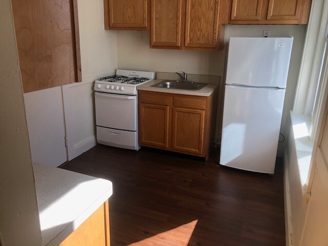 Sutherland Village unit 4, Brighton, MA 02135 - photo 4