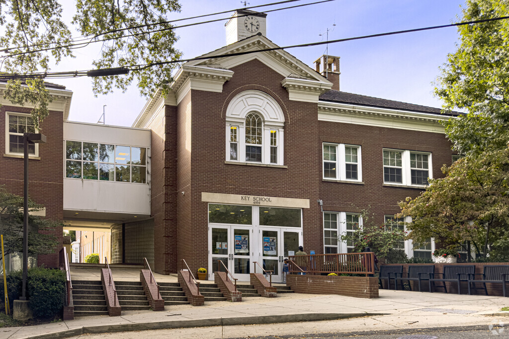 Key Elementary School faithfully serves the children of Kent and the surrounding areas.