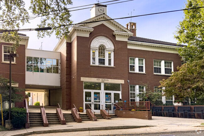 Key Elementary School serves children in Kent and nearby Foxhall neighborhoods.