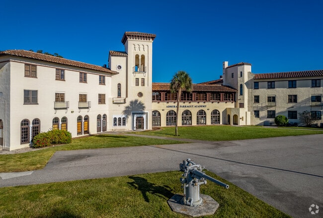 Admiral Farragut Academy serves students K-12th grade.