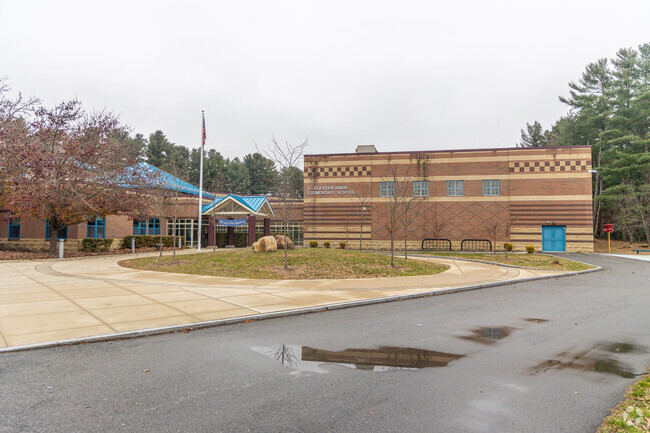 The main building at Lt. Elezer Davis Elementary School in Bedford, MA.