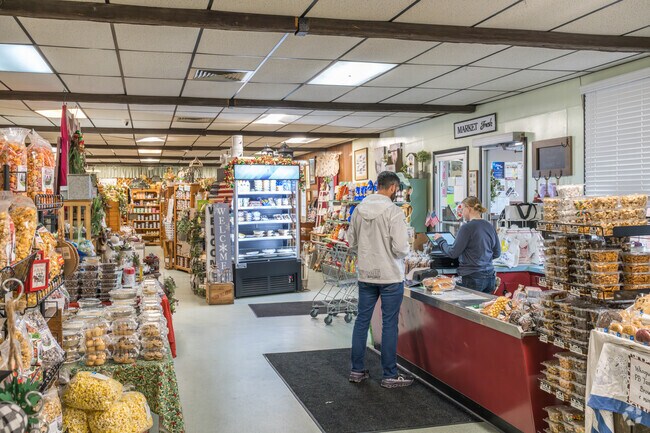 Way-Har Market provides fresh local baked goods and dairy products in Upper Tulpehocken.