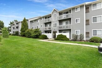 9001 Portage Pointe Dr, Streetsboro, OH 44241