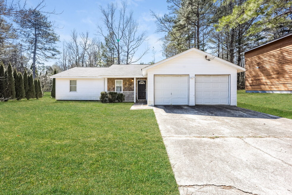 266 Montego Cir, Riverdale, GA 30274 - photo 1