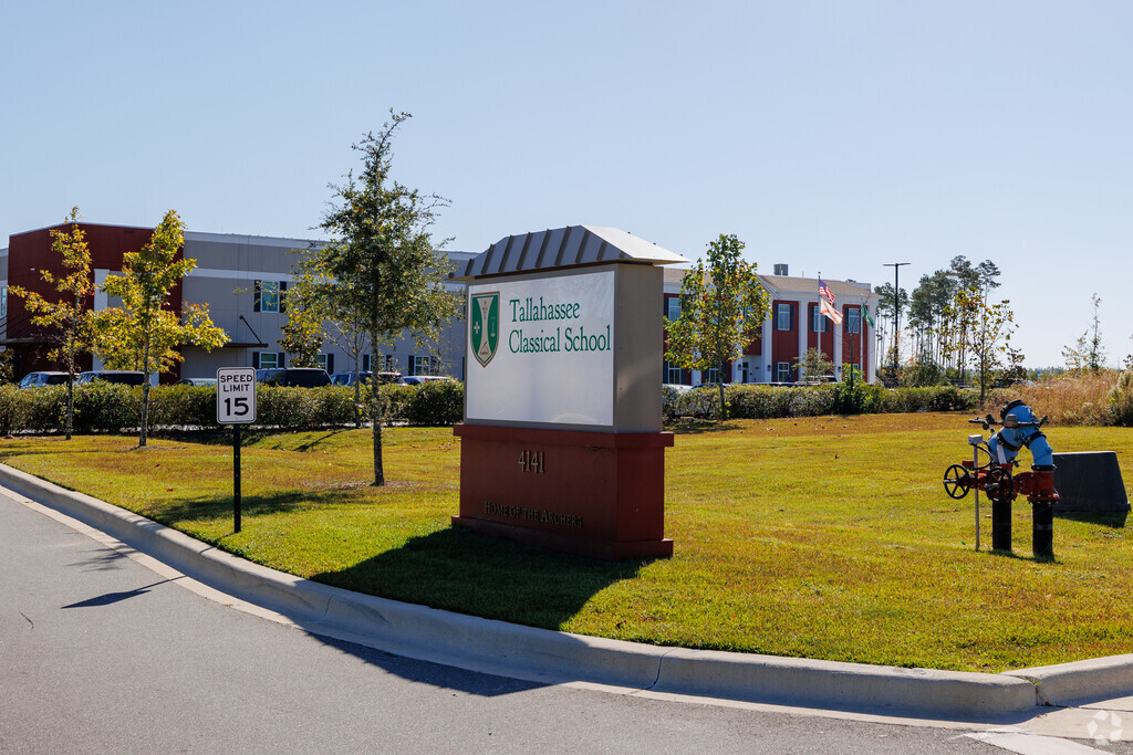 Tallahassee Classical School - signage