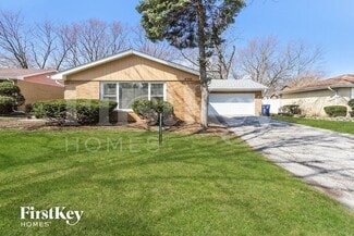 4302 Applewood Ln, Matteson, IL 60443