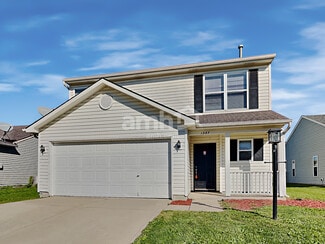 1387 Egret Ln, Greenwood, IN 46143