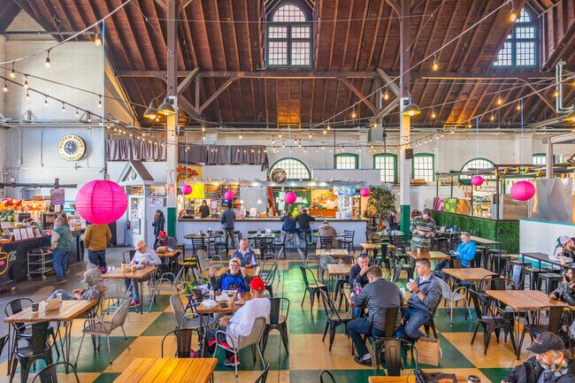 For a convenient bite to eat near Southwest York, choose from dozens of options at the Central Market House.