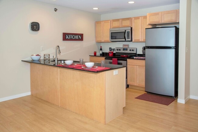 Southpoint Apartments, Grand Forks, ND 58201 - photo 2