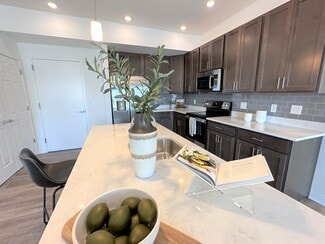 660 E Cypress St Unit 306, Kennett Square, PA 19348