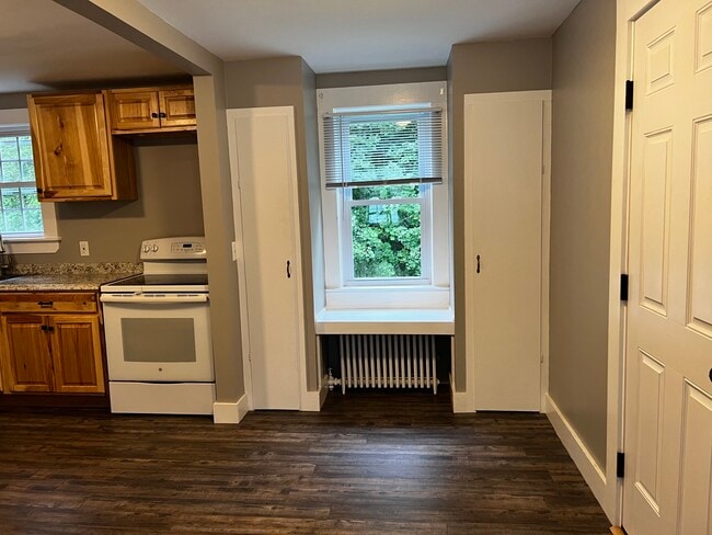 84 Milton Rd unit 82, Rochester, NH 03868 - photo 4