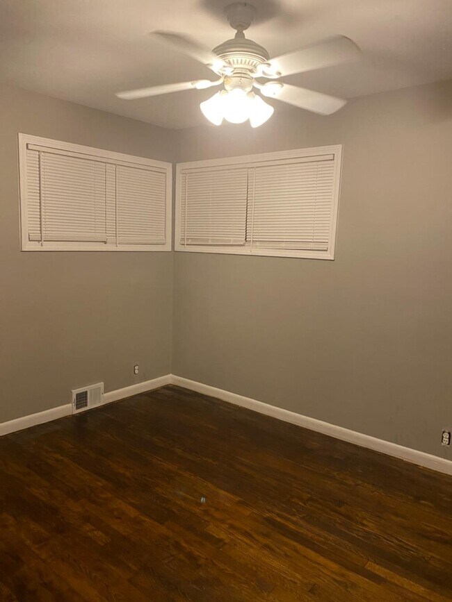 319 Pleasant St, Mount Orab, OH 45154 - photo 6