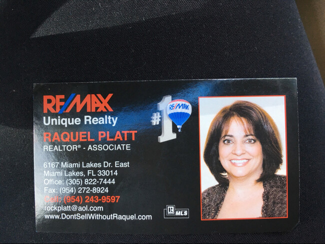 Agent Photo