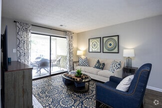 6925 Roswell Rd, Sandy Springs, GA 30328
