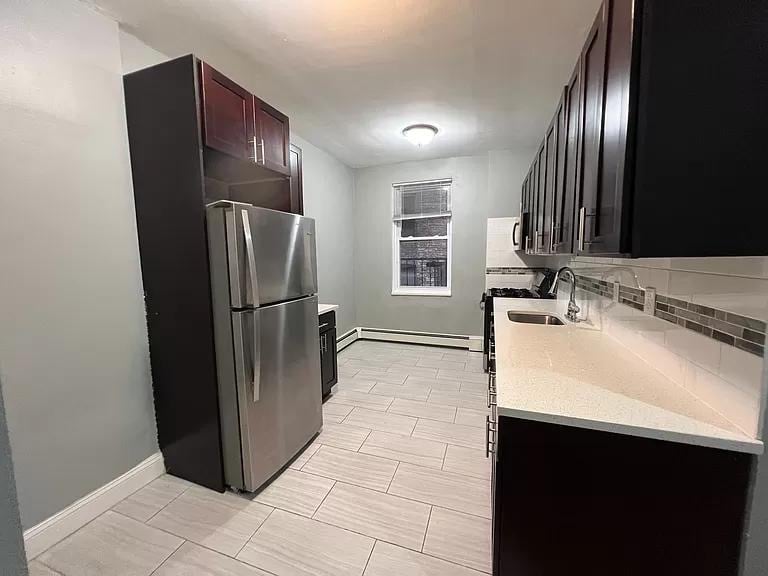 370 Aurora Ave, Cliffside Park, NJ 07010 - photo 1