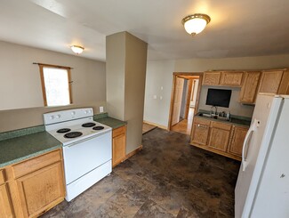 9 Lynn St Unit 2, Fitchburg, MA 01420
