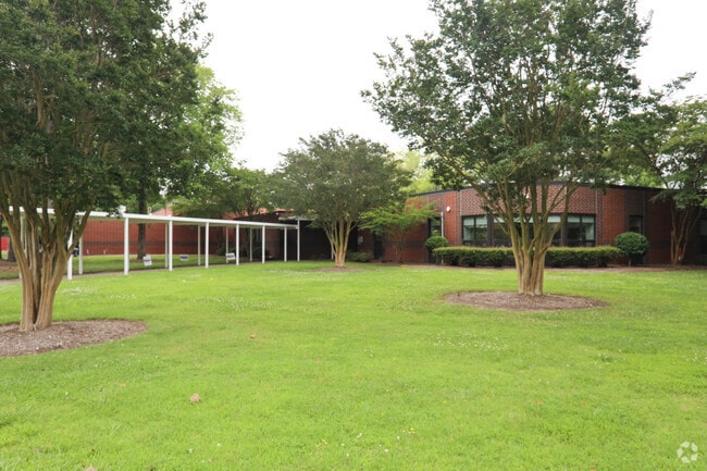 Salem Elementary School building entrance