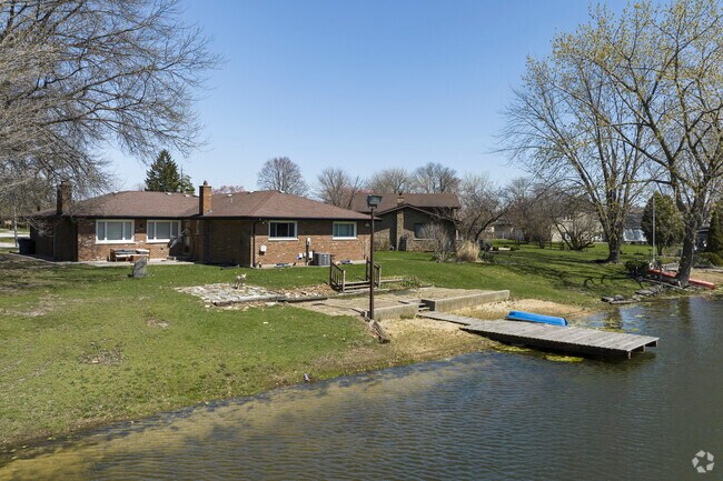 Homes can sit along the edge of Swets Lake.
