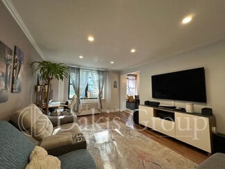 19-37-37 79th St, Queens, NY 11370