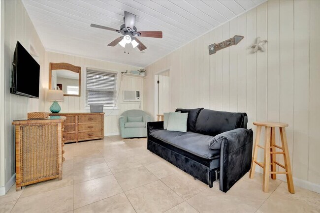 72 Gulf Blvd unit ID1052904P, Indian Rocks Beach, FL 33785 - photo 3