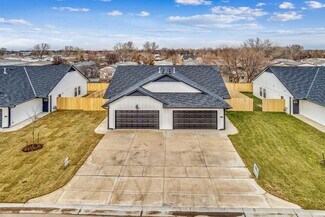 4628 S Kessler Cir, Wichita, KS 67217
