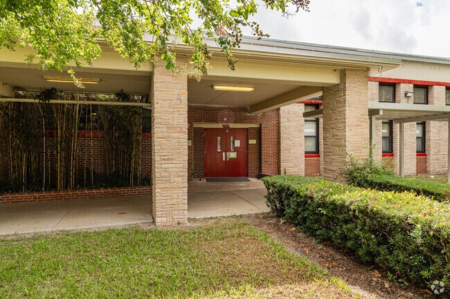 San Jose Elementary School is a PK-5 school.