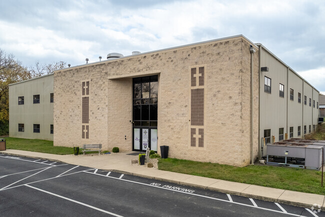 Chess Christian School is located in Clear Creek Township, Springboro, Ohio.