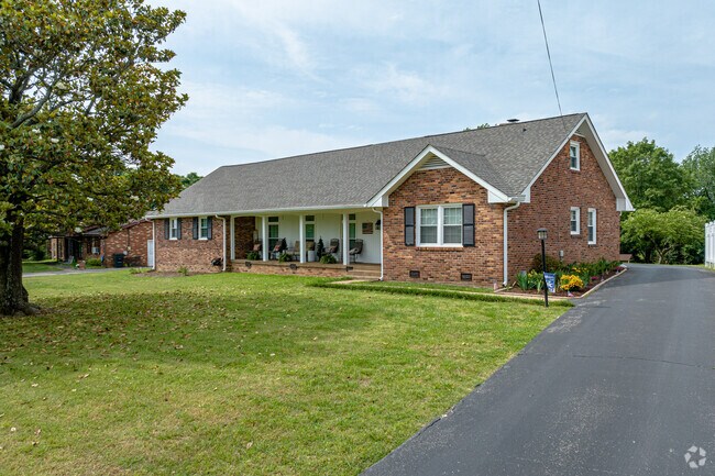 Traditional style homes can be found near Sunset View.