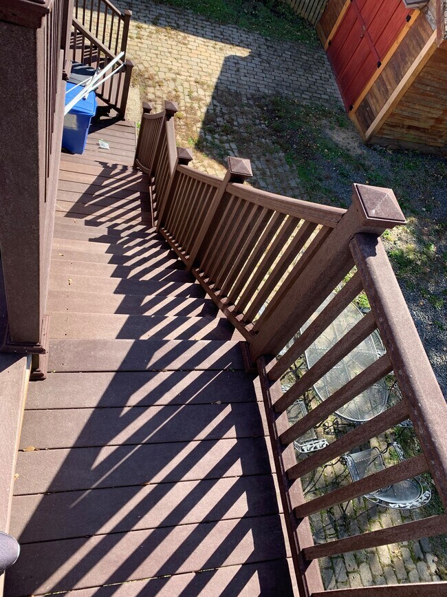 3 Commercial St unit 2, Marblehead, MA 01945 - photo 3