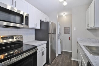 41420 W Village Green Blvd, Canton, MI 48187