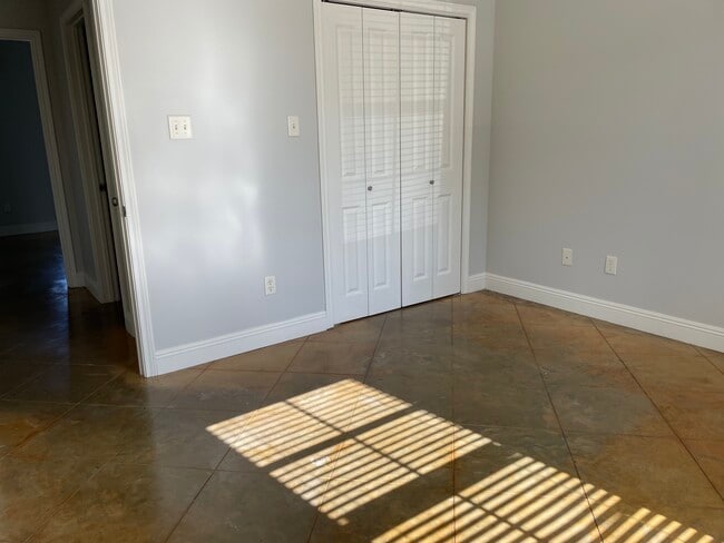 2nd bedroom and closet