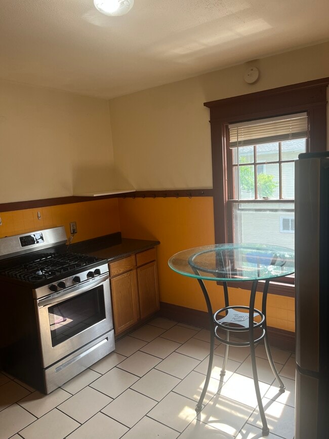 6 Hinsdale St unit 2, Rochester, NY 14620 - photo 6