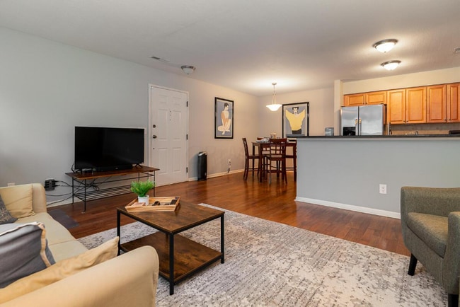 38 Victorian Gate Way, Columbus, OH 43215 - photo 4