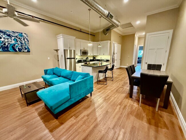 317 Main St unit 200, Cedar Falls, IA 50613 - photo 5