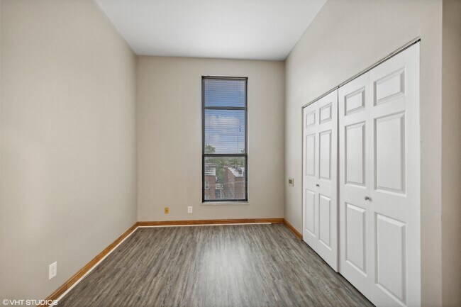 Delmar Loop Apartments, Saint Louis, MO 63112 - photo 7
