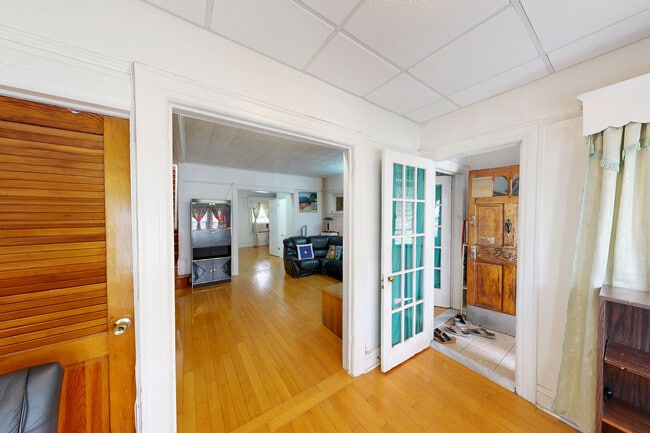 9732 75th St, Ozone Park, NY 11416 - photo 2