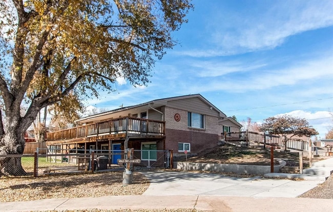 5905 Nelson Ct, Arvada, CO 80004 - photo 2